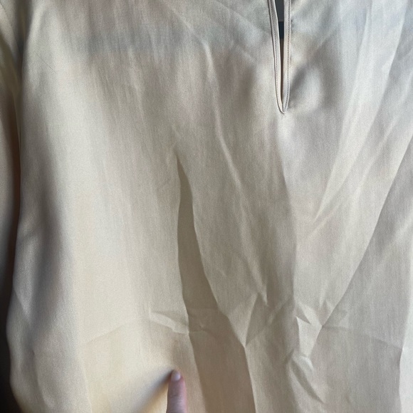 Gorgeous vintage Valentino light yellow mixed-silk blouse - Picture 7 of 9
